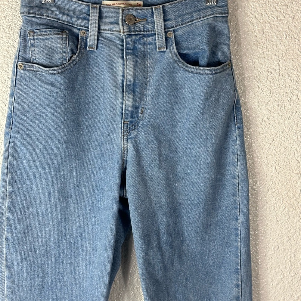 Levi’s High Waist Mom Jeans Size 24 - Picture 5 of 8